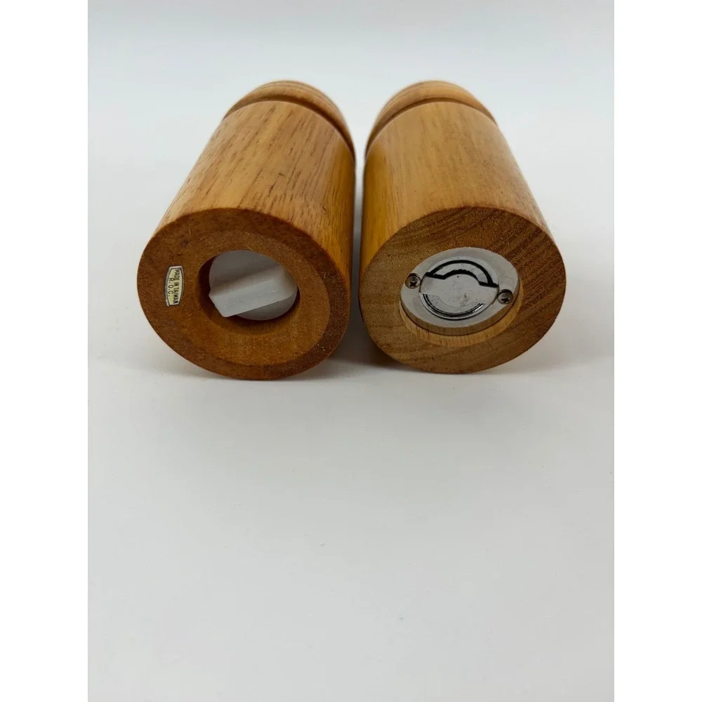 MCM Olde Thompson Salt and Pepper Mill Set Small Brown Wood Ribbed Vintage